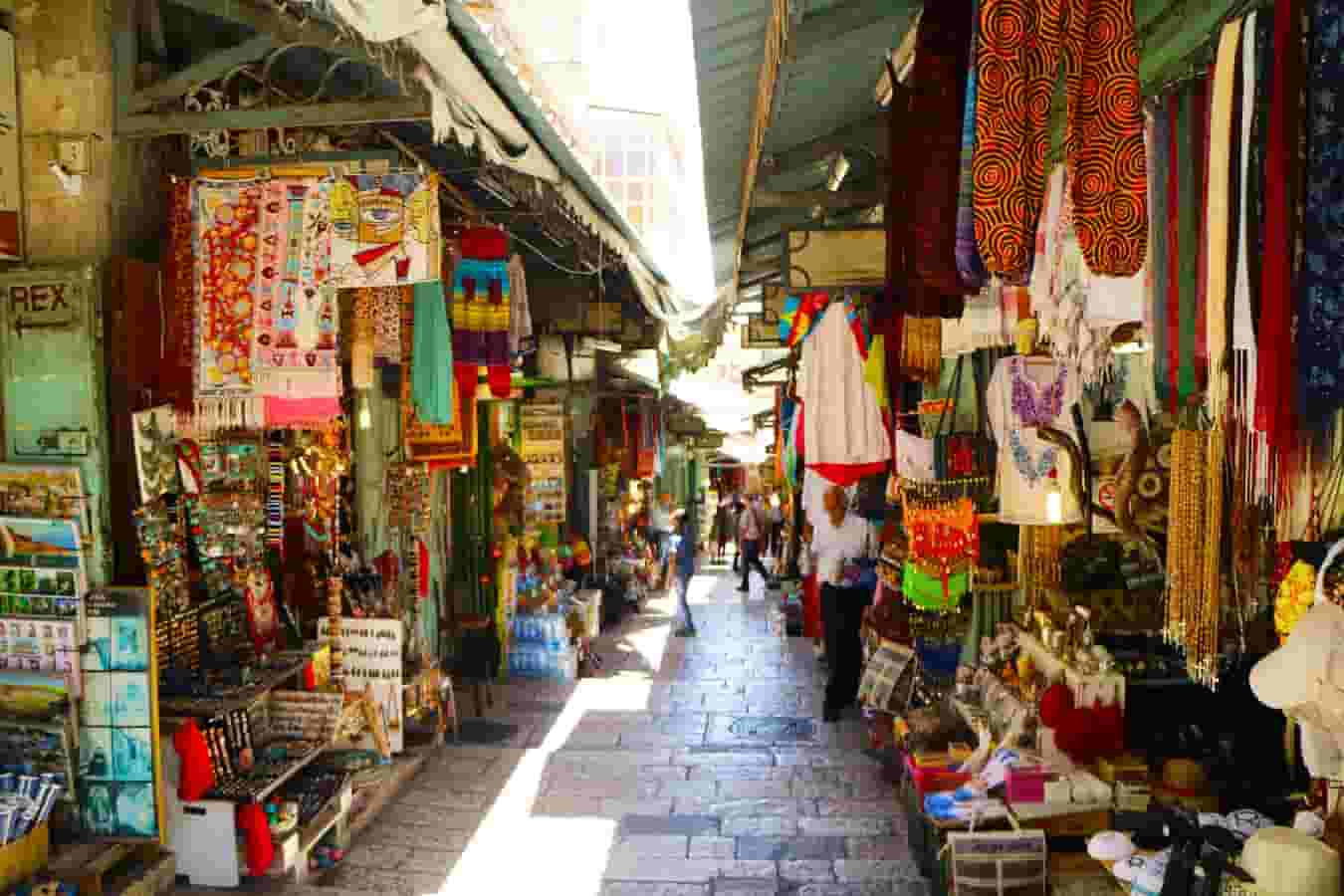 Ooty Shopping by Taxi Service
